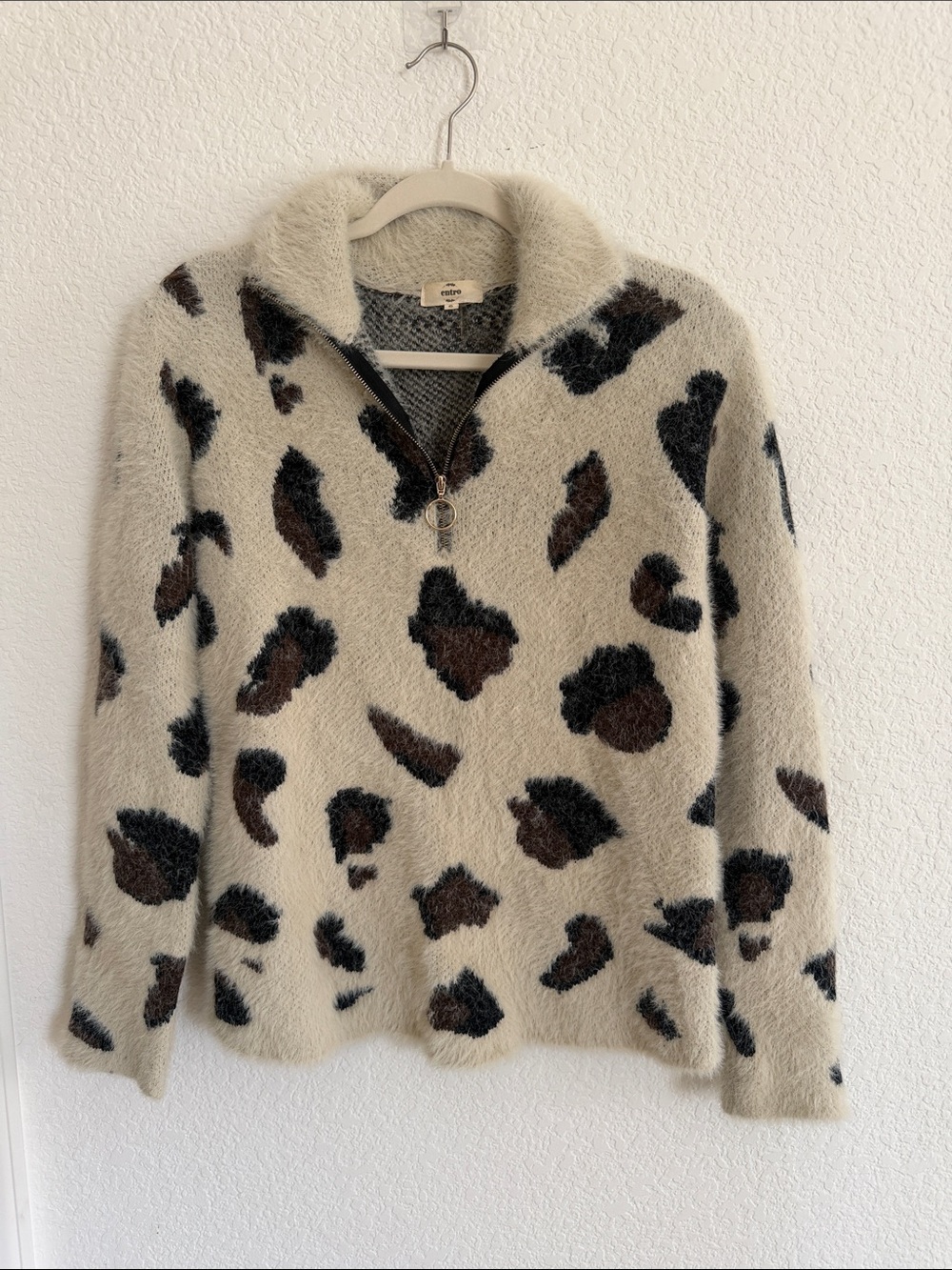 Entro Women's Fuzzy Cow Print Pullover 1/4 Zip